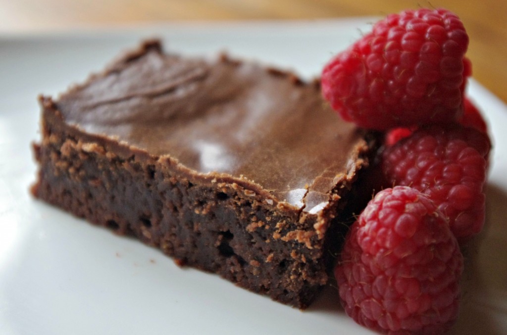 chocolate brownies, bake sale ideas, easy dessert, impressive dessert, really delicious brownies