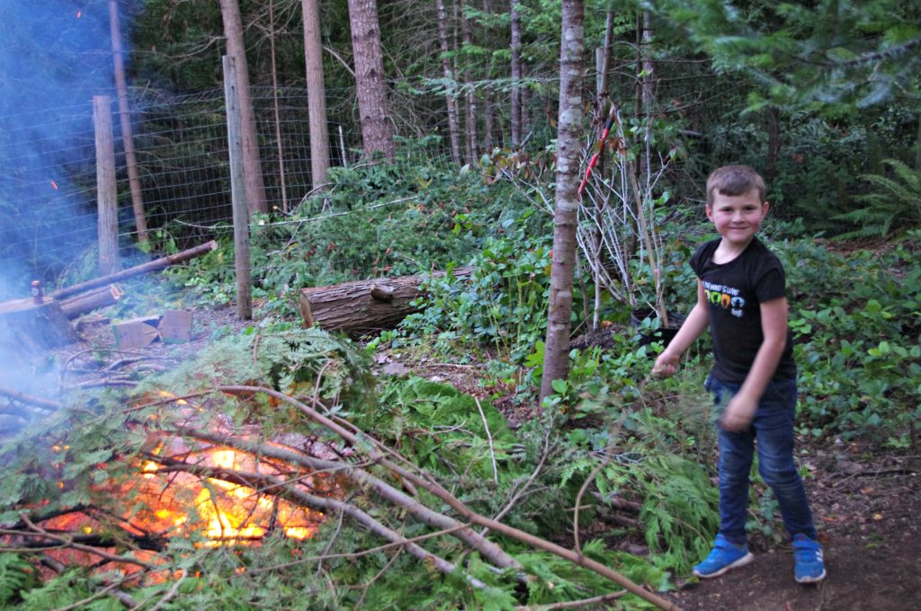 kids helping with yard work